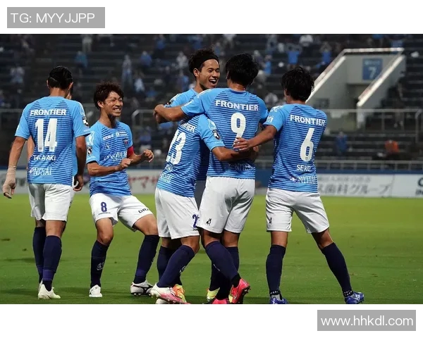 鸟栖沙与东京的较量展现足球魅力与团队精神的巅峰对决