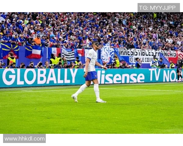 2004年欧洲杯经典对决回顾荷兰队与葡萄牙队的激烈较量与精彩瞬间