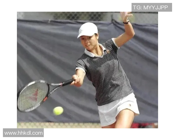 李娜专访：从青涩球员到篮球传奇的成长之路回顾